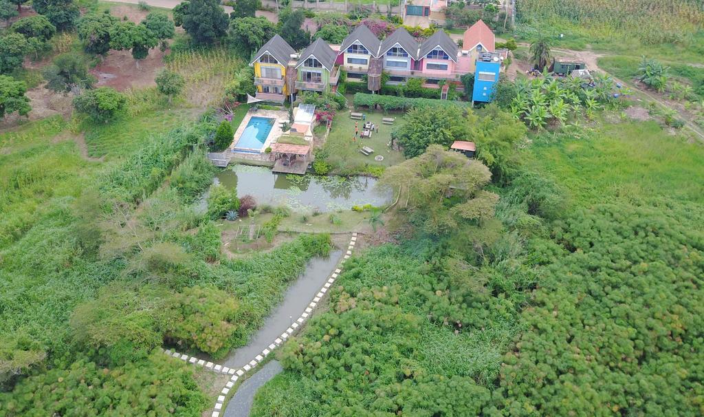 Yellow Haven Lodge คัมพาลา ภายนอก รูปภาพ